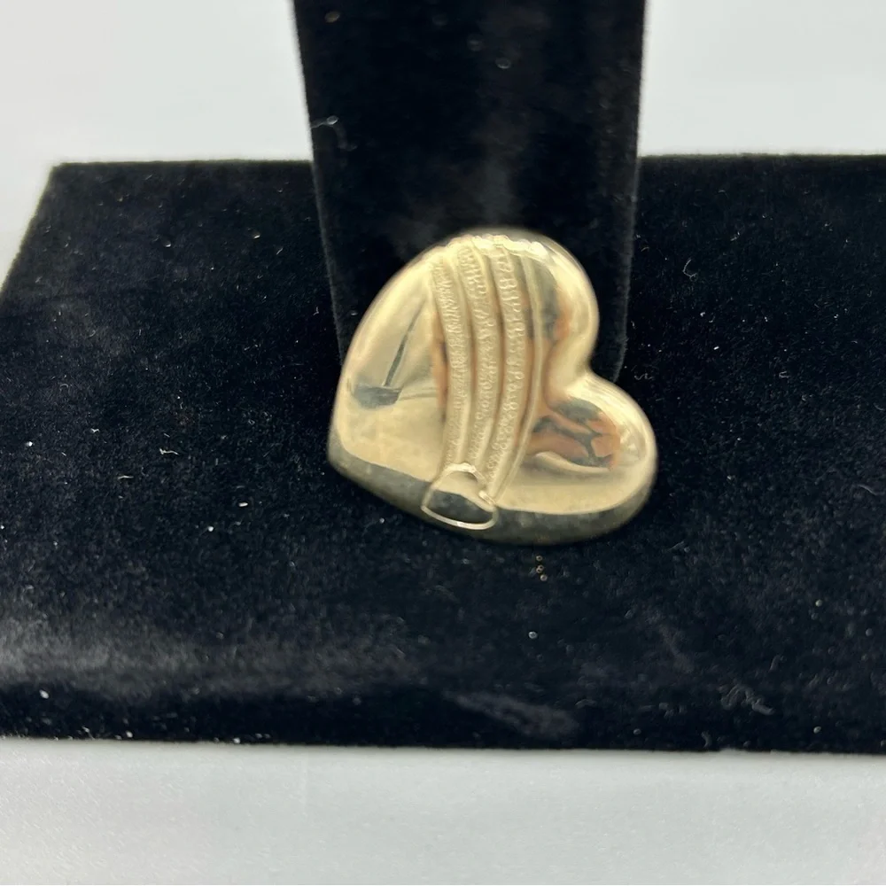 variety club vintage heart